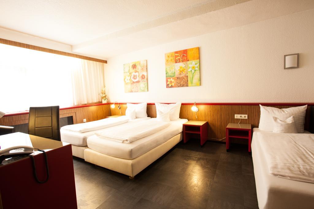 Trip Inn Hotel Ariane Koln Ruang foto