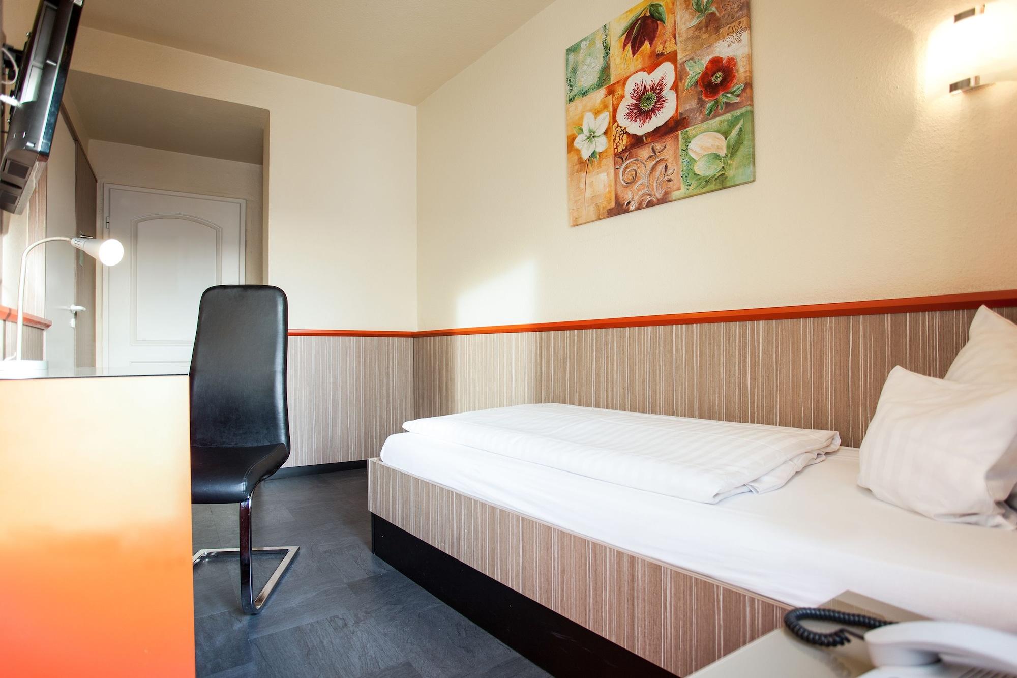 Trip Inn Hotel Ariane Koln Bagian luar foto