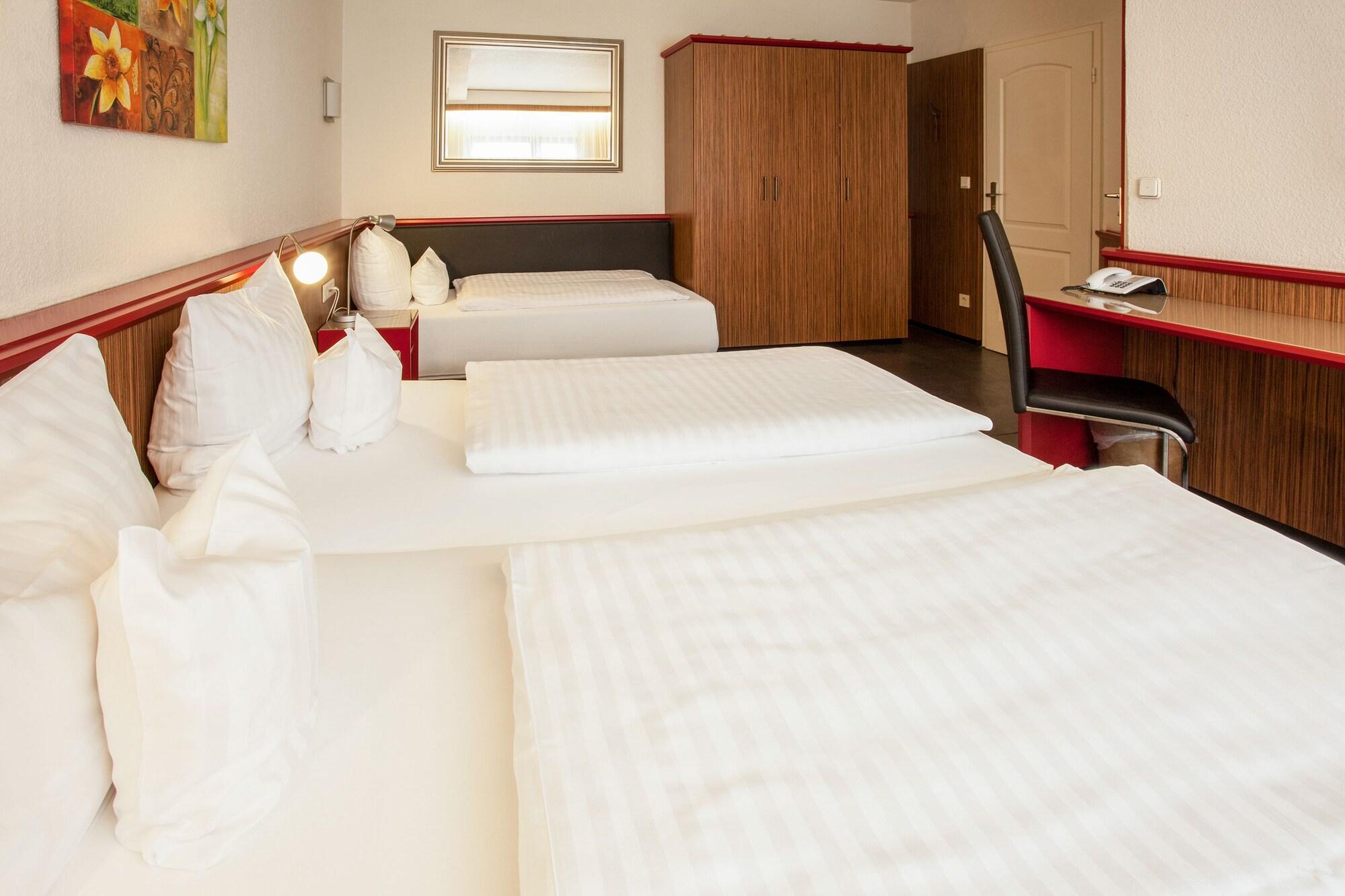Trip Inn Hotel Ariane Koln Bagian luar foto
