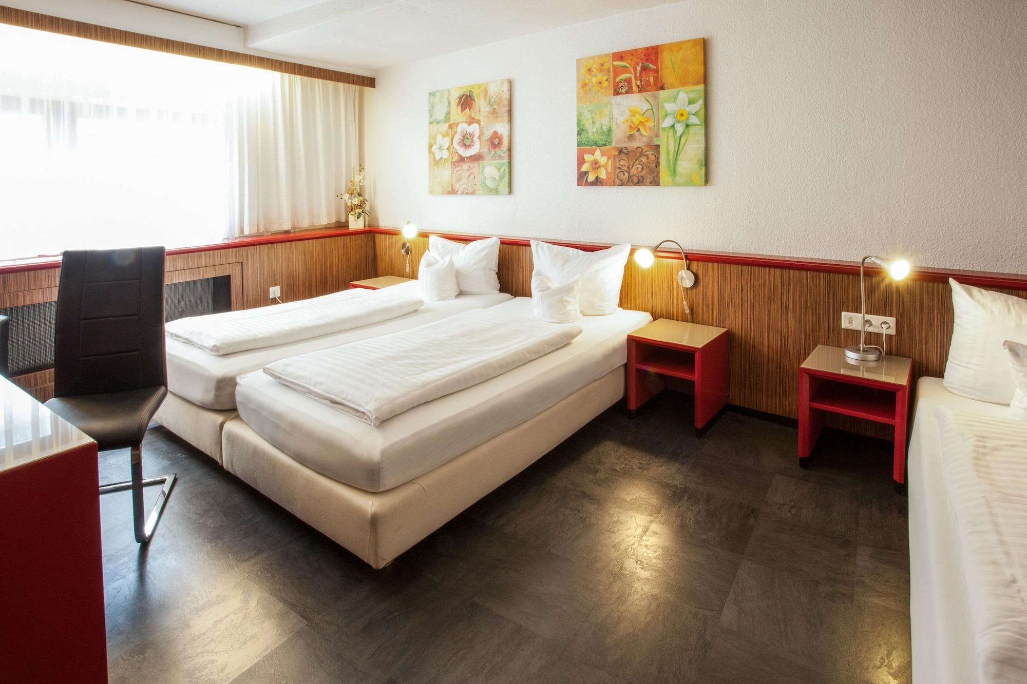 Trip Inn Hotel Ariane Koln Bagian luar foto